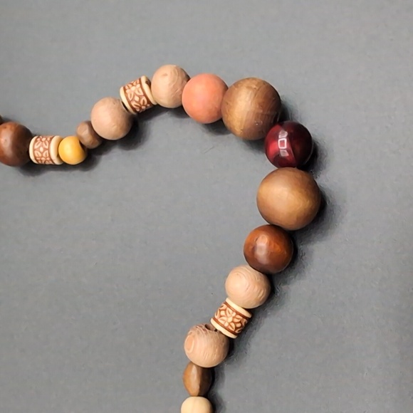 Bohemian Multi Tonal Brown Textured Beaded Necklace - Picture 7 of 9